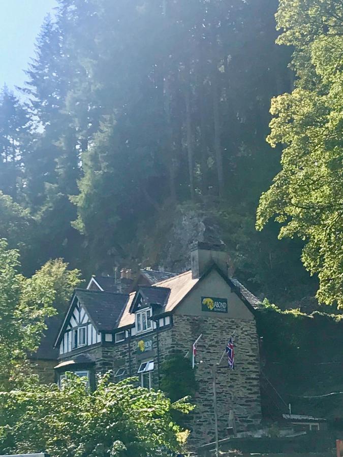 Hostel The Vagabond Bunkhouse Betws-y-Coed Exterior foto